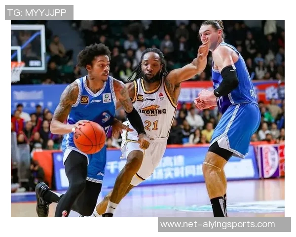 布朗狂砍49分洛夫顿豪取33分23篮板9助攻广厦主场力克上海迎来四连胜